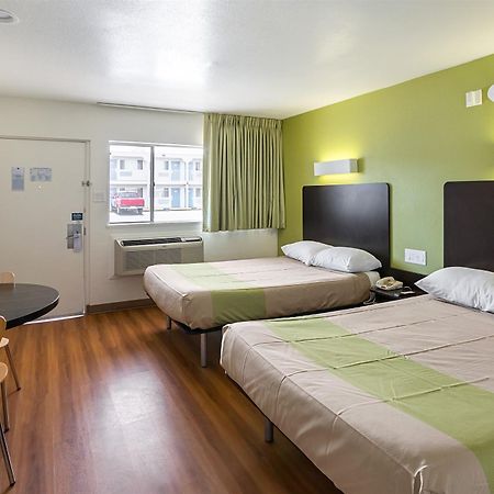 Motel 6-El Paso, Tx - Airport - Fort Bliss المظهر الخارجي الصورة