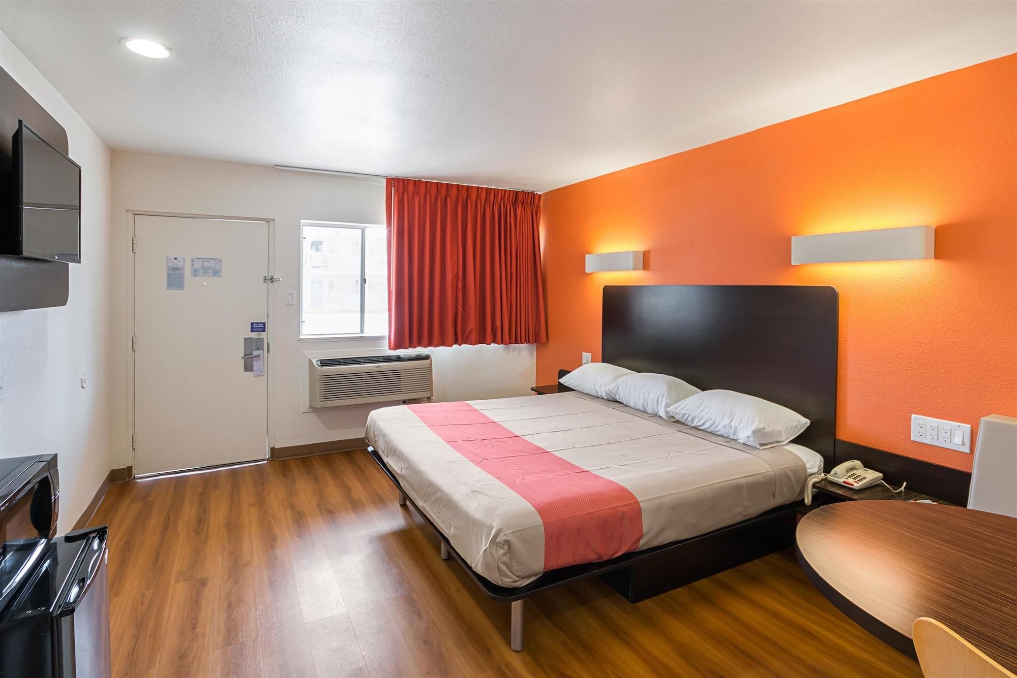 Motel 6-El Paso, Tx - Airport - Fort Bliss المظهر الخارجي الصورة