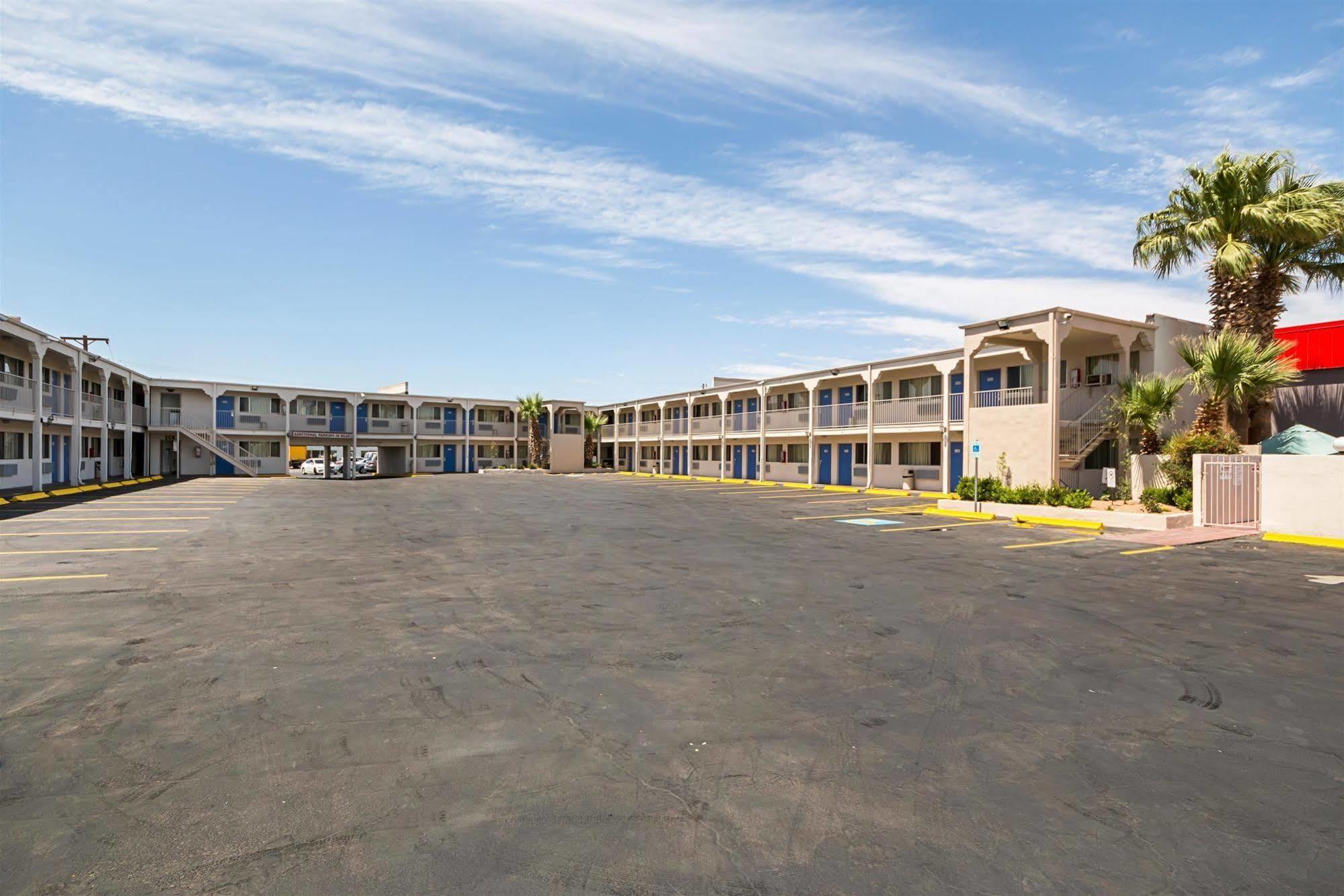 Motel 6-El Paso, Tx - Airport - Fort Bliss المظهر الخارجي الصورة