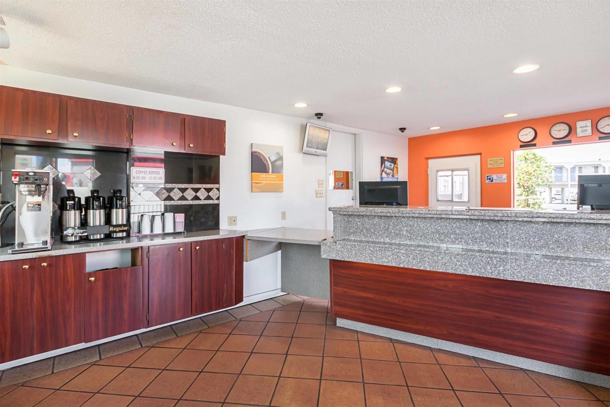 Motel 6-El Paso, Tx - Airport - Fort Bliss المظهر الخارجي الصورة